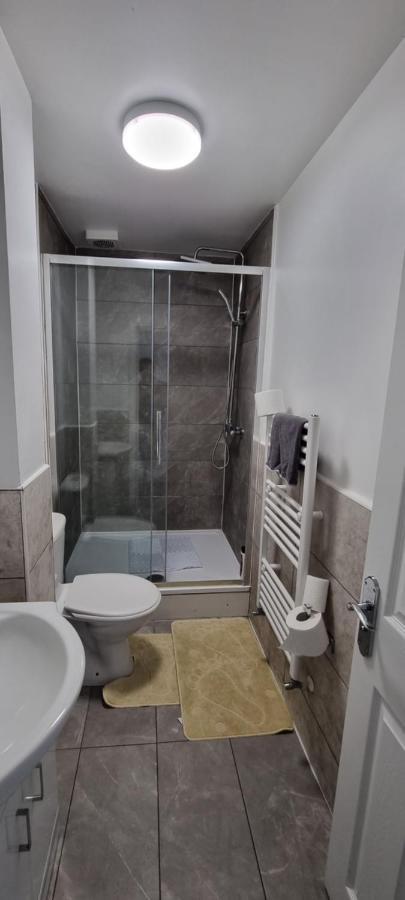 Apartmán Vh Premier Flat 3 Gillingham  Exteriér fotografie